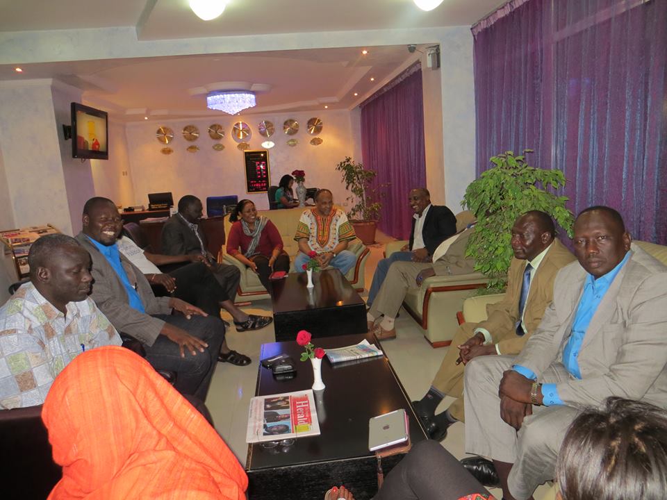 10171230_10202663233674322_5316228492091262081_n.jpg Hosting at Sudaneseonline.com