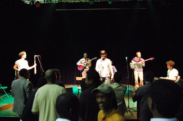 13551_209055534553_8119367_n.jpg Hosting at Sudaneseonline.com