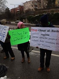 4stand.jpg Hosting at Sudaneseonline.com