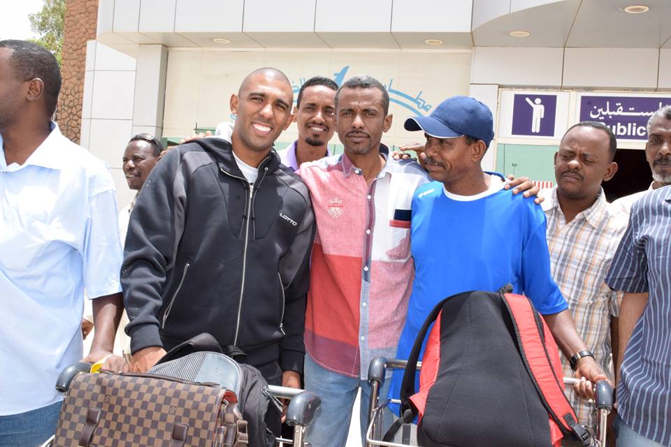 QOoGMn.jpg Hosting at Sudaneseonline.com