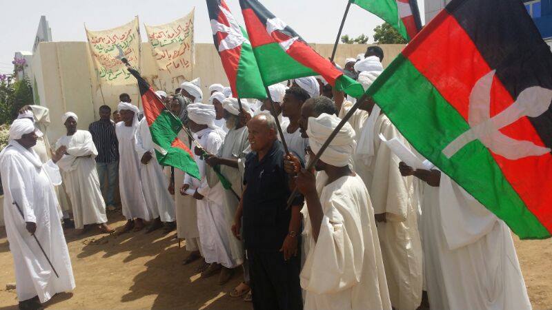 rrrrrrrrrrrr.jpg Hosting at Sudaneseonline.com