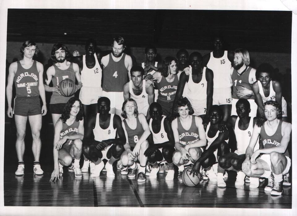 1000185_10151435888092016_1751153796_n.jpg Hosting at Sudaneseonline.com