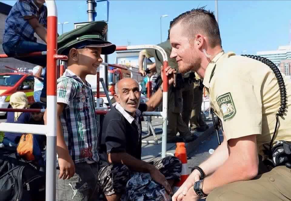 11666286_1628536340748151_6803005590073429605_n.jpg Hosting at Sudaneseonline.com