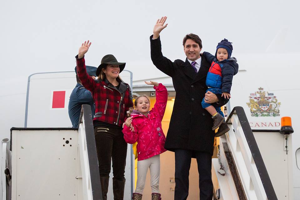 12310564_10153868775155649_7928275790406119108_n.jpg Hosting at Sudaneseonline.com