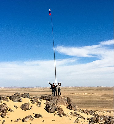 King_and_governer_of_bir_tawil.jpg Hosting at Sudaneseonline.com